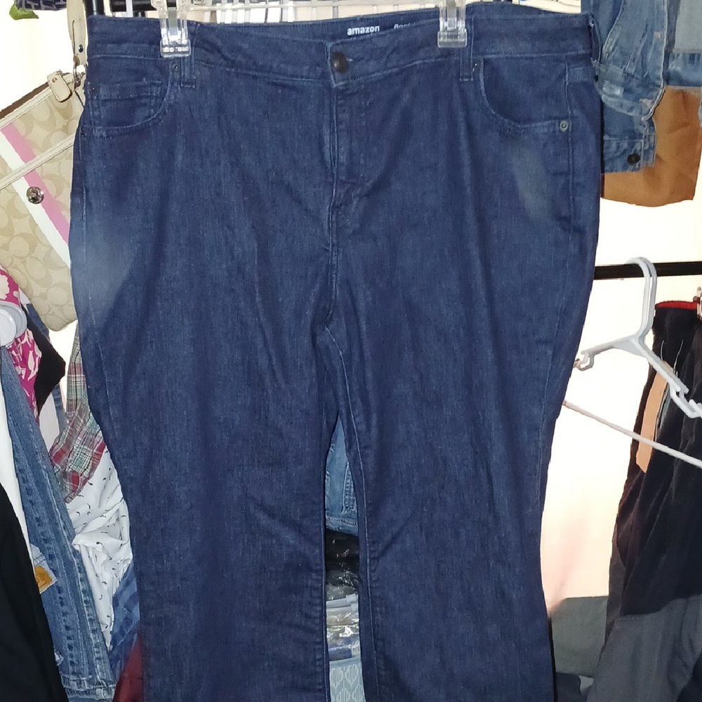 Amazon Essentials Dark Blue Denim Jeans